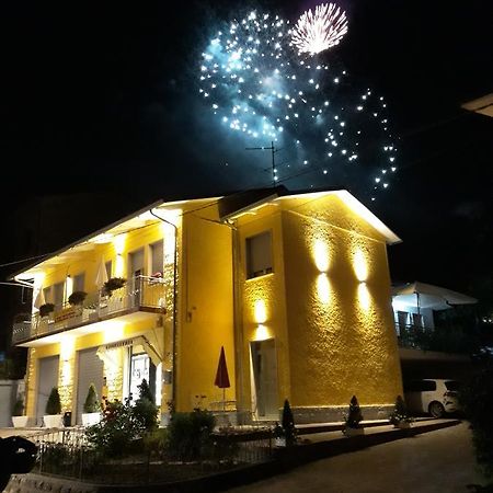 Bed And Breakfast Lo Scrigno Polinago Dış mekan fotoğraf